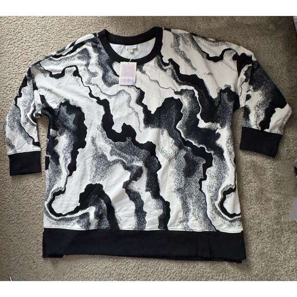 LuLaRoe TORRIE V-Neck Relaxed Fit Sweater 3XL Gray & Black Aztec New With Tags - Picture 1 of 8